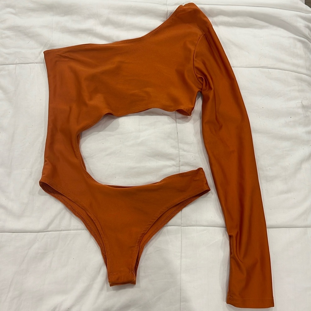 Edikted bodysuit